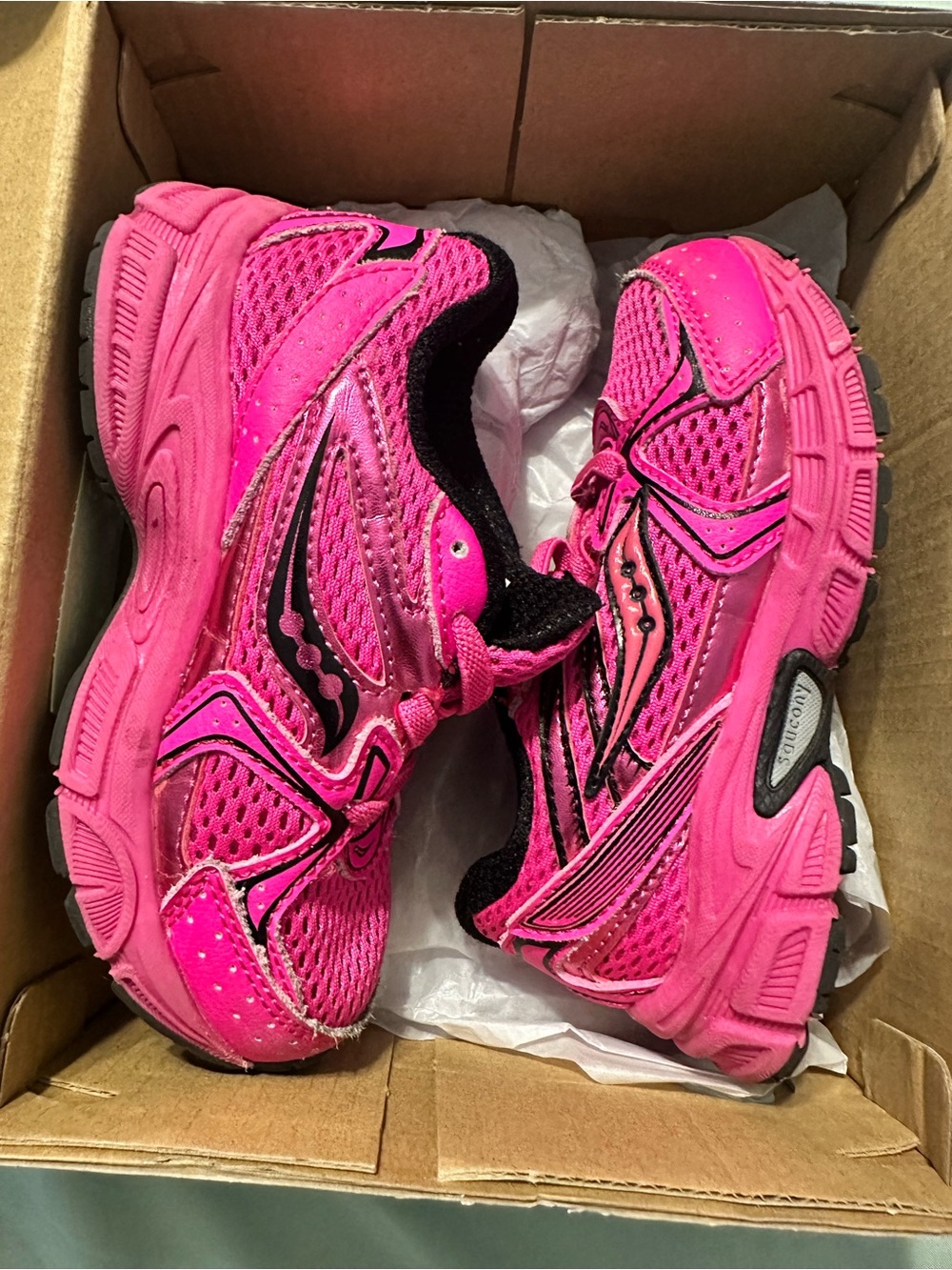 Saucony Ride Millennium Kids Hot Pink Mesh Lace-Up Sneakers